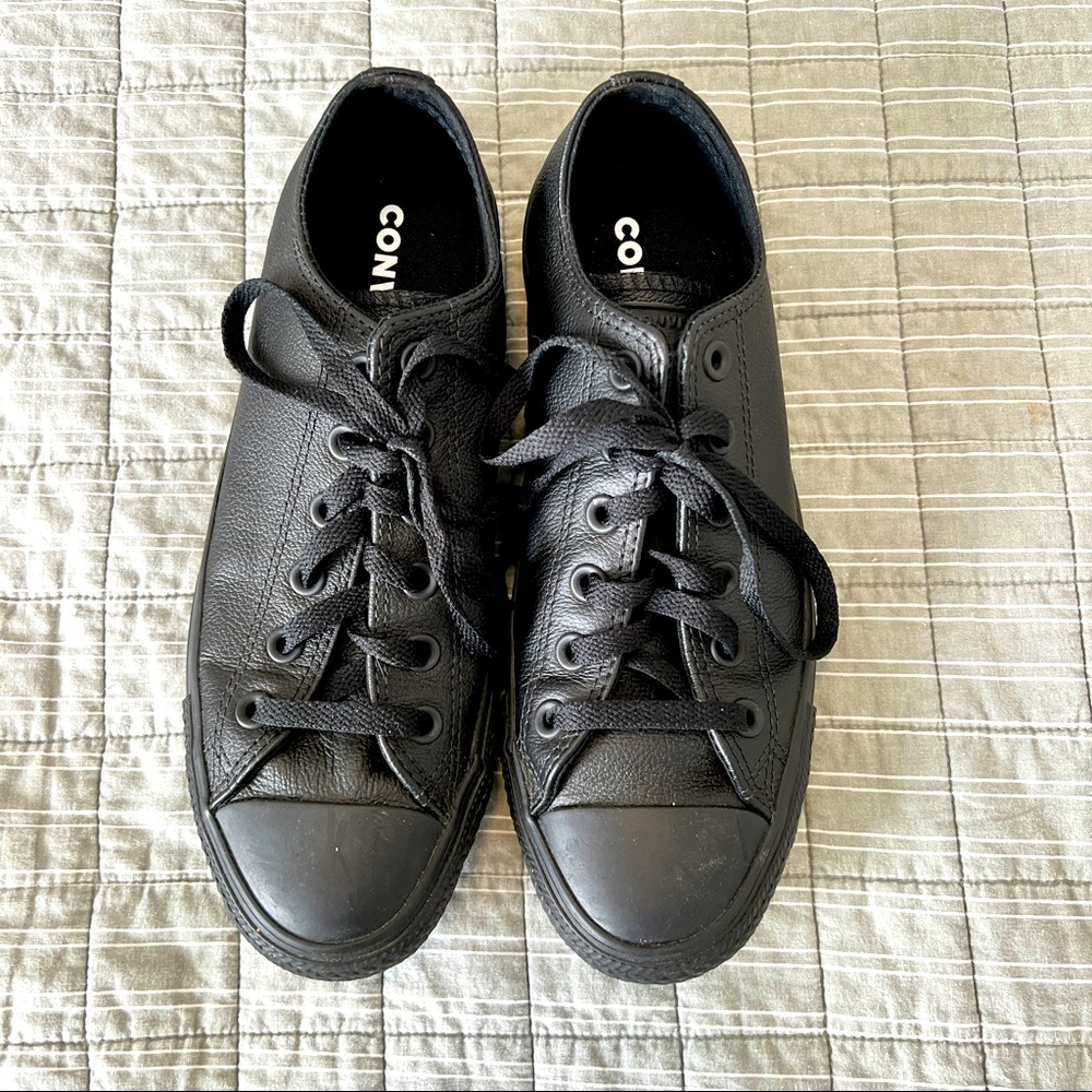 Converse Chuck Taylor All Star Leather Low Top